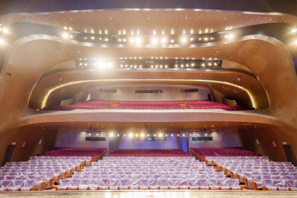 Racpro equips four performance venues at Shenzhen University with A Series, K Series, and X Series