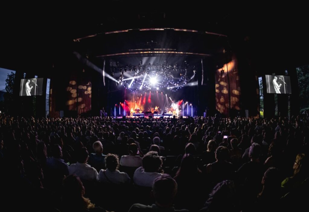 L-Acoustics L Series arrays have also been brought in as mains, pairing perfectly with the venue’s lawn delay system (photo credit: Jordan August)
