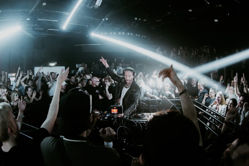 L-Acoustics DJ and the immersive sound attracts some of the best artists in the world to play at the club ©Klaus Baltus